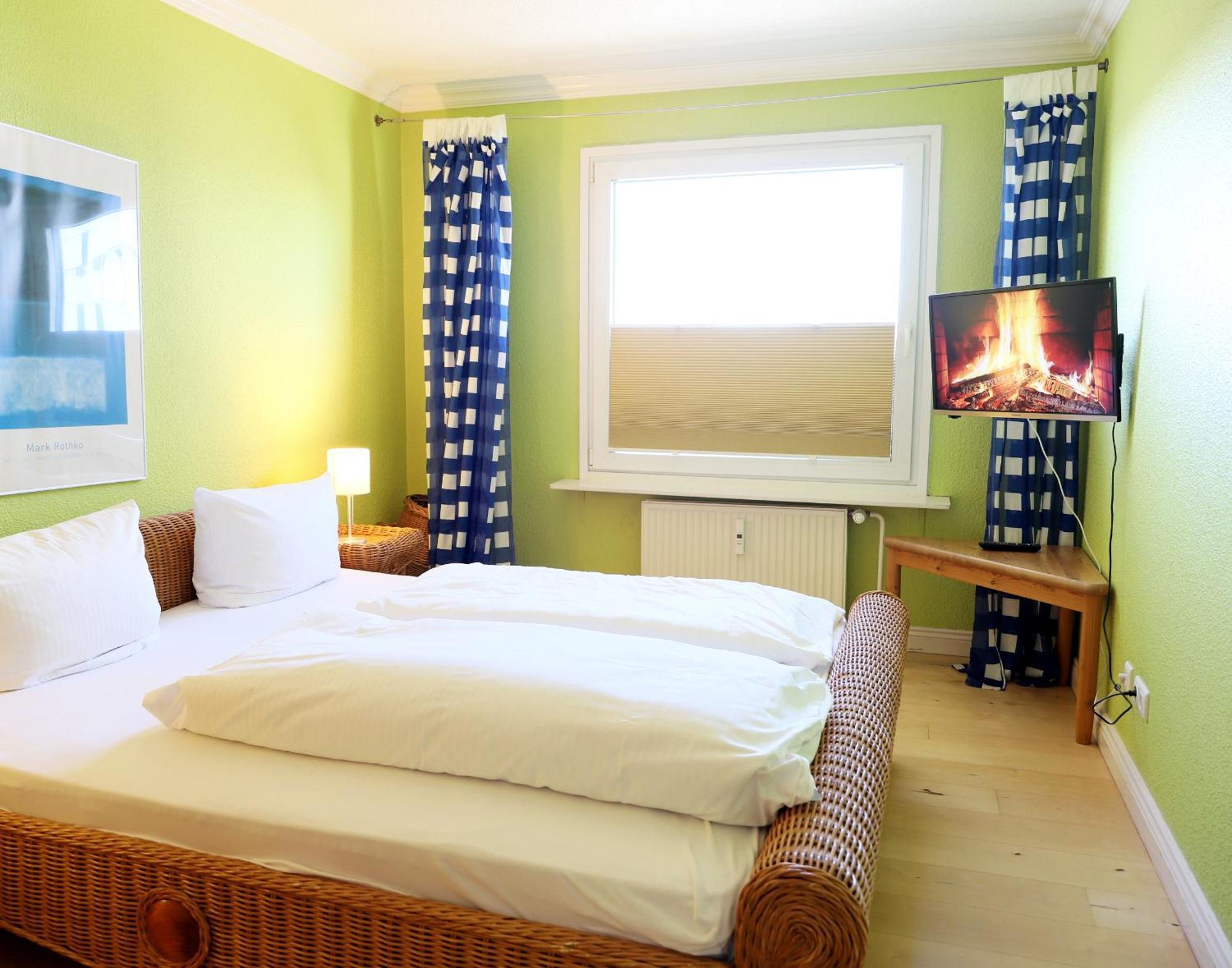 Geraeumiges 2-Zimmer-Appartement In Der 3. Etage Des Hauses. Westerland Exterior photo